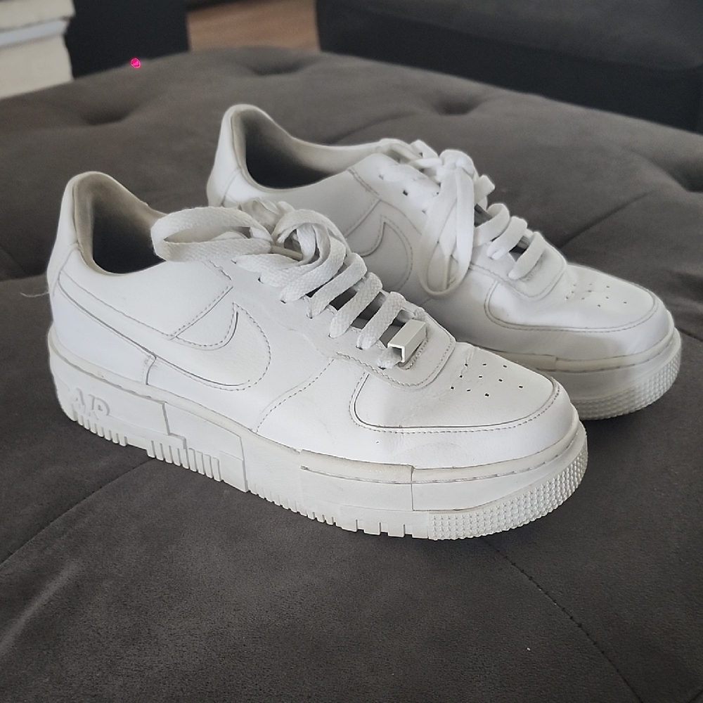 Nike AF1 Women's size 8 White Sneakers